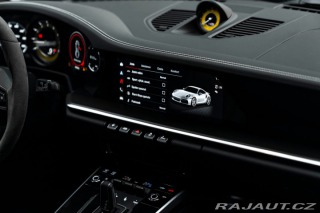 Porsche 911 Turbo S 2024