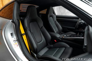 Porsche 911 Turbo S 2024
