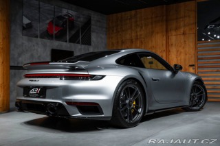 Porsche 911 Turbo S 2024