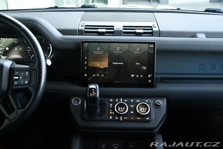 Land Rover Defender 3,0D 110 D250 X-DYNAMIC 2022