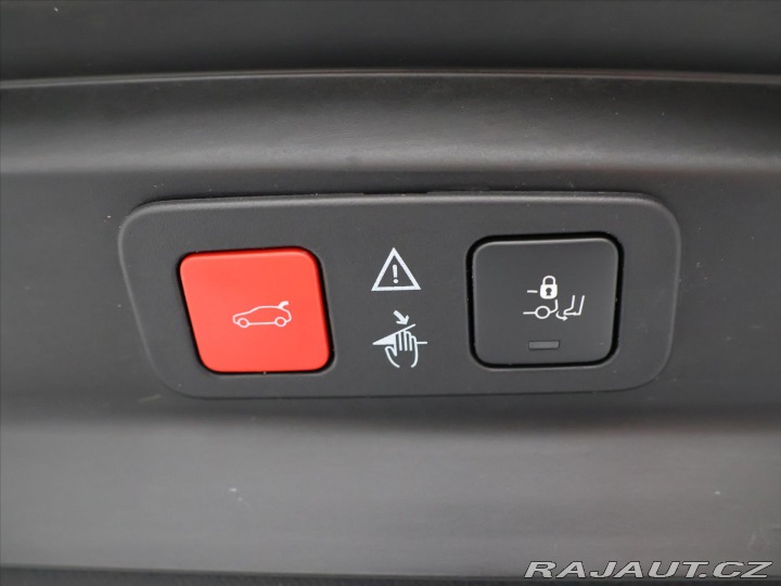 Peugeot 5008 2.0 HDI 130kW GT-line CZ 2022