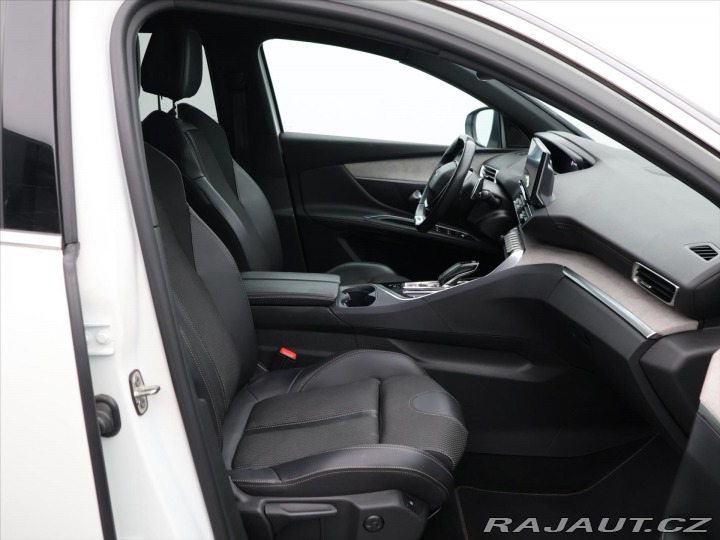 Peugeot 5008 2.0 HDI 130kW GT-line CZ 2022