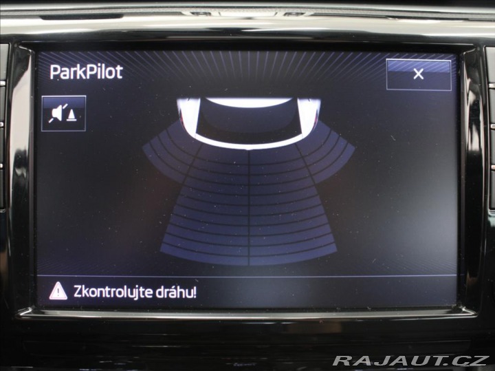 Škoda Superb 2,0 TDi 110kW Ambi+ 1.maj 2017