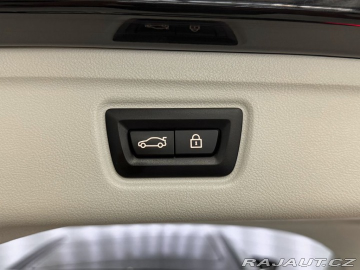 BMW 3 320d xDrive LUXURY LINE, 2022