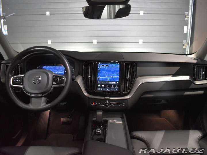 Volvo XC60 2,0 B4 AWD PLUS tažné,Bez 2023