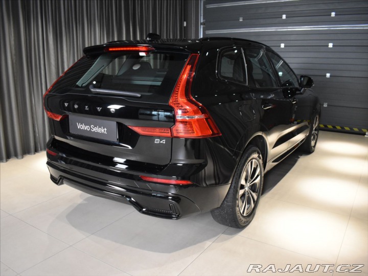 Volvo XC60 2,0 B4 AWD PLUS tažné,Bez 2023