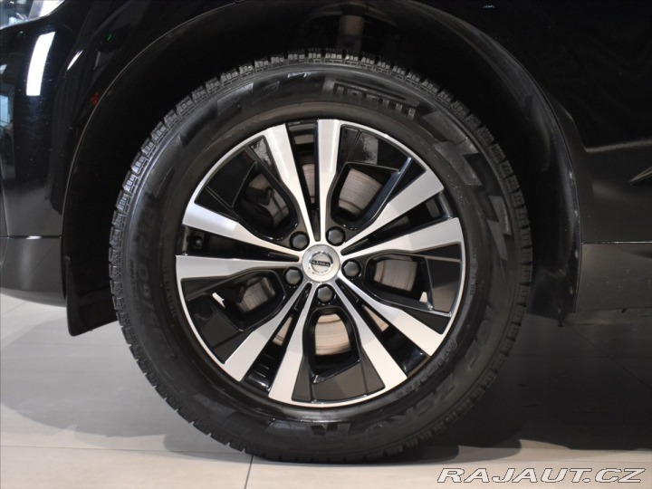 Volvo XC60 2,0 B4 AWD PLUS tažné,Bez 2023