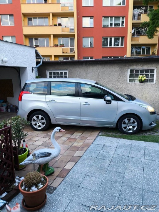 Peugeot 5008 1,6 r. výr 2010,nafta - 2010