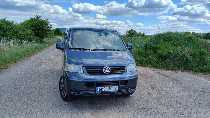 Volkswagen Transporter Caravelle 96 kw - rv.2009