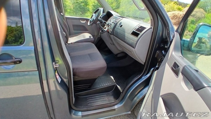 Volkswagen Transporter Caravelle 96 kw - rv.2009 2009