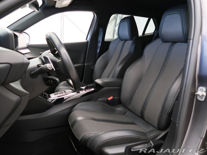 Peugeot 2008 1.2PureTech,96kW,GT,AT8,N 2022