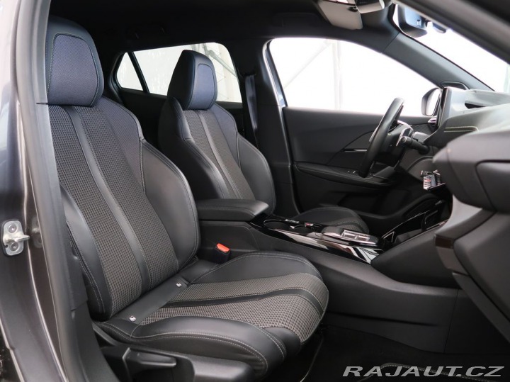 Peugeot 2008 1.2PureTech,96kW,GT,AT8,N 2022