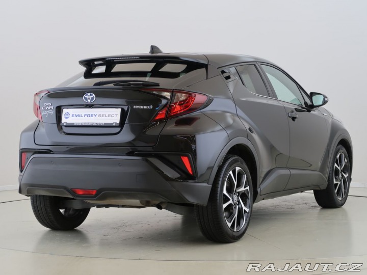 Toyota C-HR 1.8Hybrid,CZ,1Maj,Style 2021