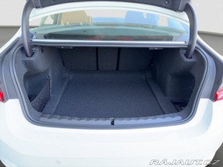 BMW 3 318i 2025