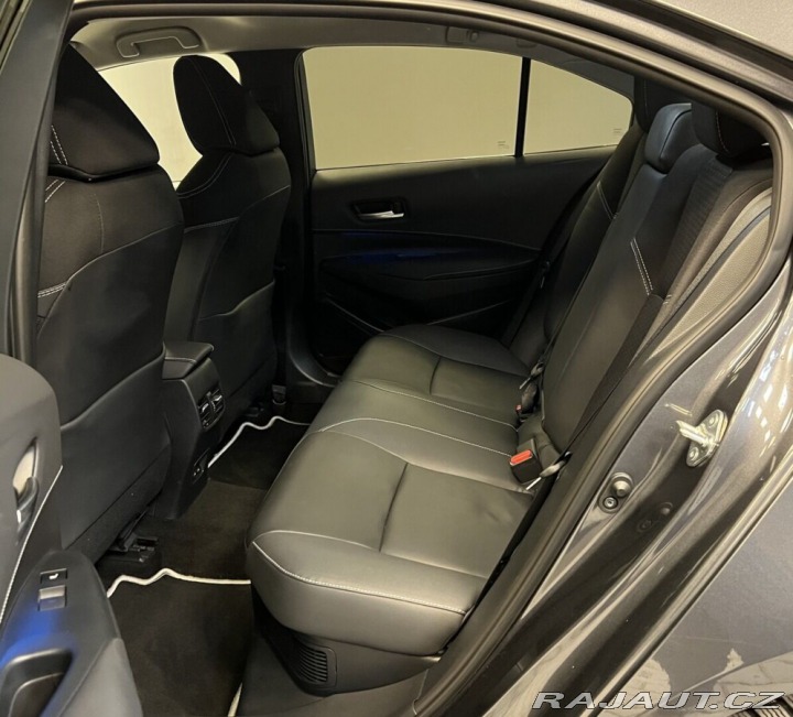 Toyota Corolla 1.8 Hybrid AT EXECUTIVE 2024