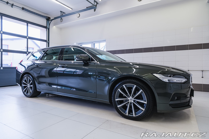 Volvo V90 B4 145kW AT Momentum Pro 2021