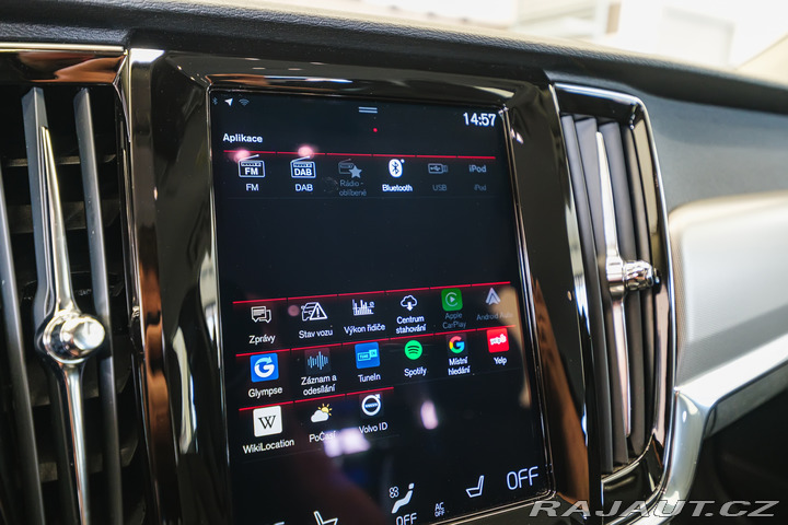 Volvo V90 B4 145kW AT Momentum Pro 2021