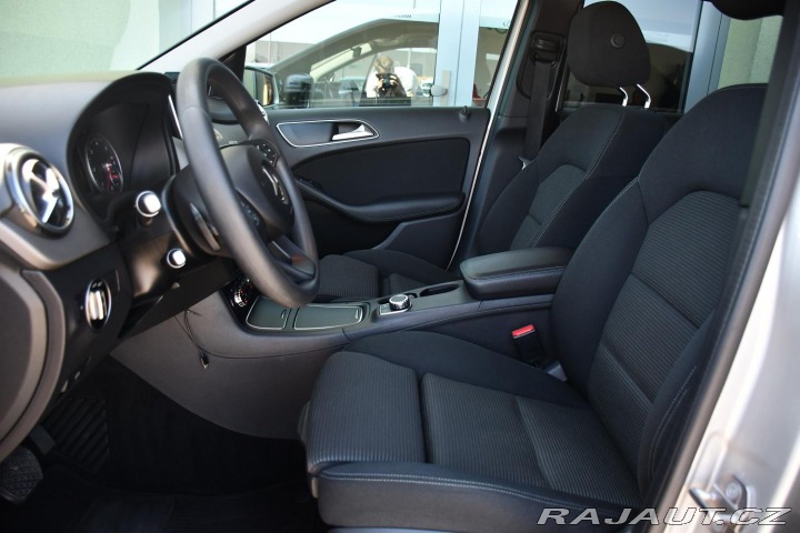 Mercedes-Benz B 220d PDC 4M N.TOP VYHŘ.SE 2018