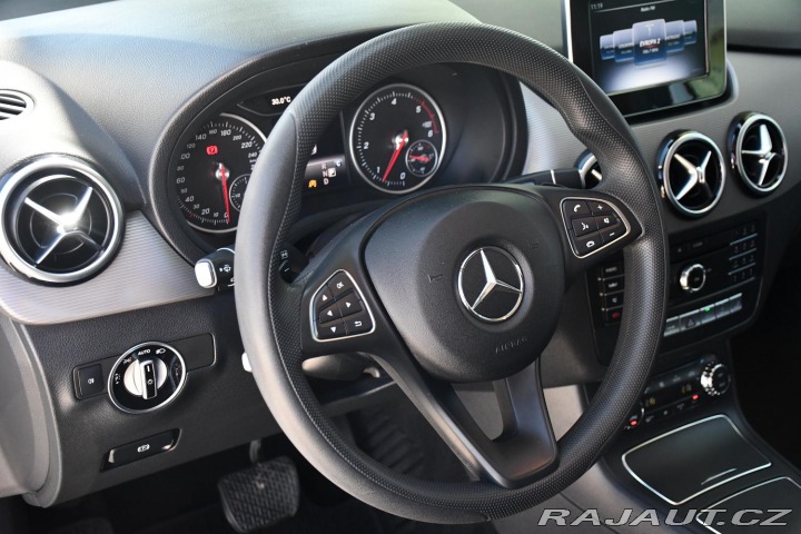Mercedes-Benz B 220d PDC 4M N.TOP VYHŘ.SE 2018