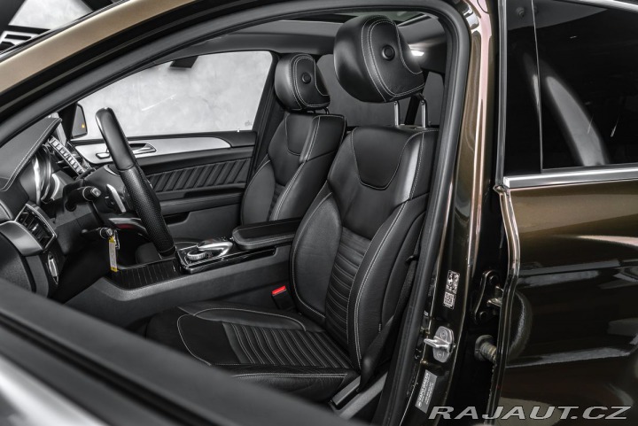 Mercedes-Benz GLE panorama, asistenty 2017