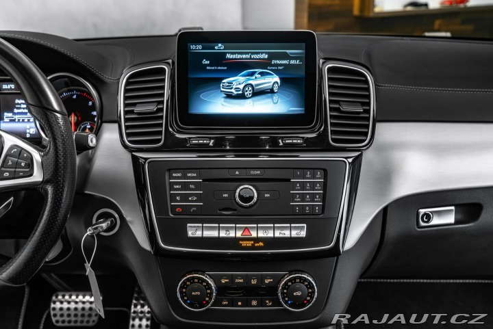 Mercedes-Benz GLE panorama, asistenty 2017