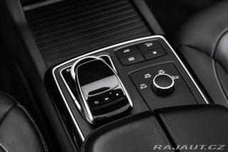 Mercedes-Benz GLE panorama, asistenty 2017