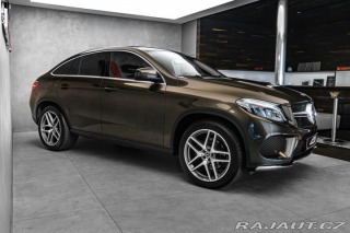 Mercedes-Benz GLE panorama, asistenty 2017
