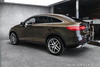 Mercedes-Benz GLE panorama, asistenty 2017