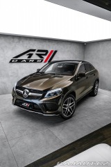 Mercedes-Benz GLE panorama, asistenty 2017