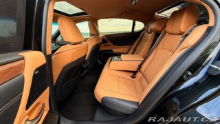 Lexus Ostatní modely ES 300h 300H 2,5 HEV LUXURY 2024