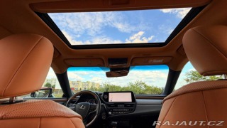 Lexus Ostatní modely ES 300h 300H 2,5 HEV LUXURY 2024