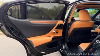 Lexus Ostatní modely ES 300h 300H 2,5 HEV LUXURY 2024