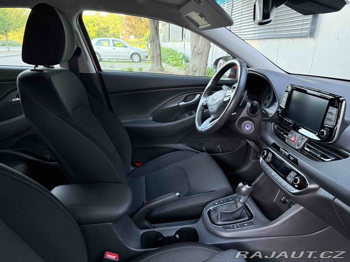 Hyundai i30 2022