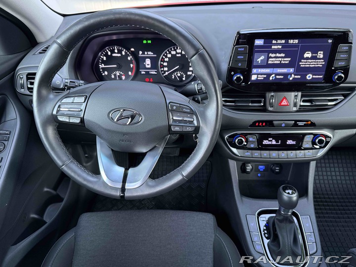 Hyundai i30 2022