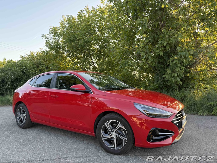 Hyundai i30 2022