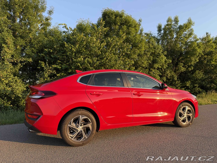 Hyundai i30 2022