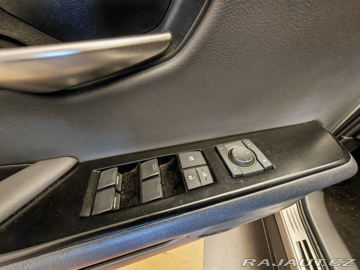 Lexus Ostatní modely UX 250h 250h 2WD F Sport Design 2023