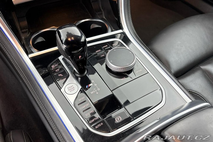 BMW 8 M850i xDrive 2022