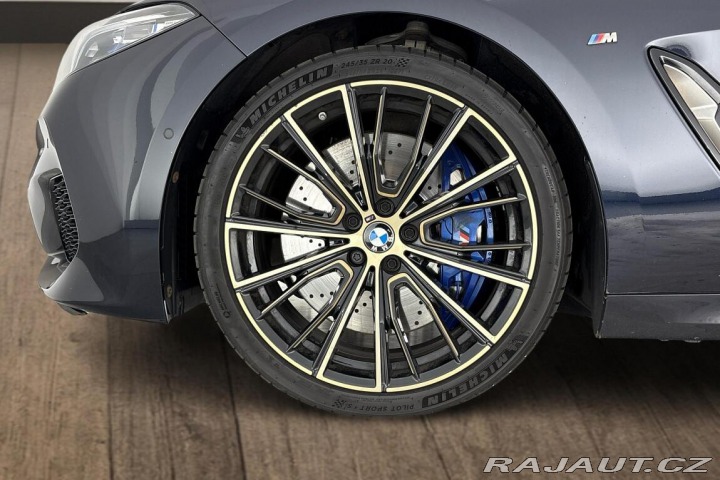 BMW 8 M850i xDrive 2022