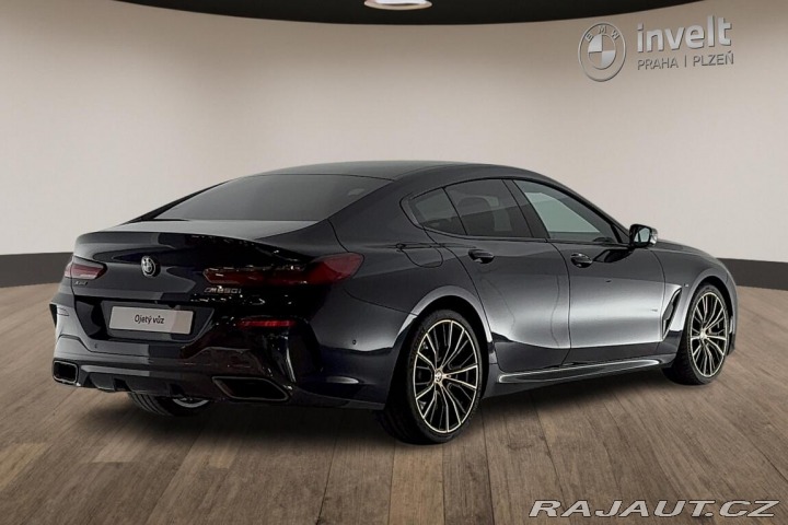 BMW 8 M850i xDrive 2022