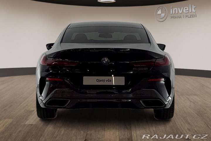 BMW 8 M850i xDrive 2022