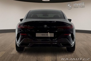 BMW 8 M850i xDrive 2022