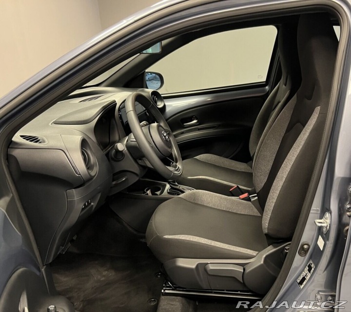 Toyota Aygo VVT-i Comfort SCVT 2025
