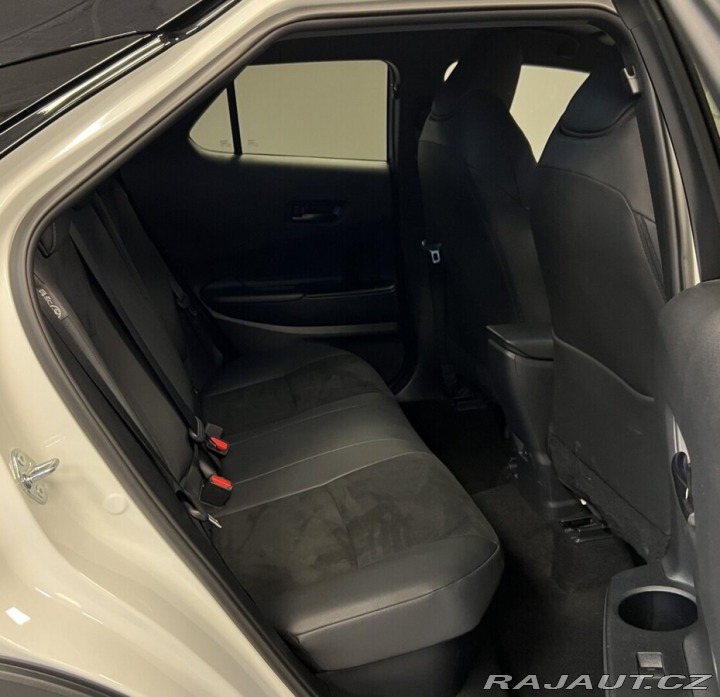 Toyota C-HR HYBRID AT AWD GR SPORT PR 2025