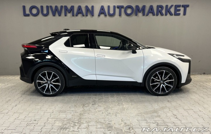Toyota C-HR HYBRID AT AWD GR SPORT PR 2025