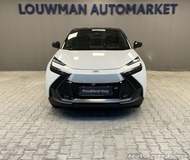 Toyota C-HR HYBRID AT AWD GR SPORT PR 2025