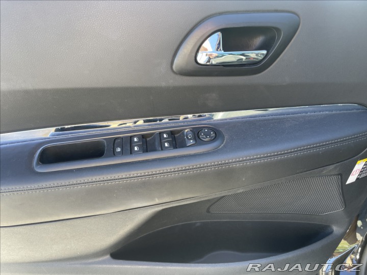 Peugeot 3008 1,6 THP 121kw ALLURE GPS 2015