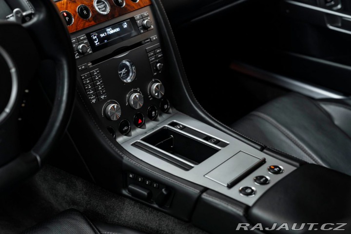 Aston Martin DB9 2007
