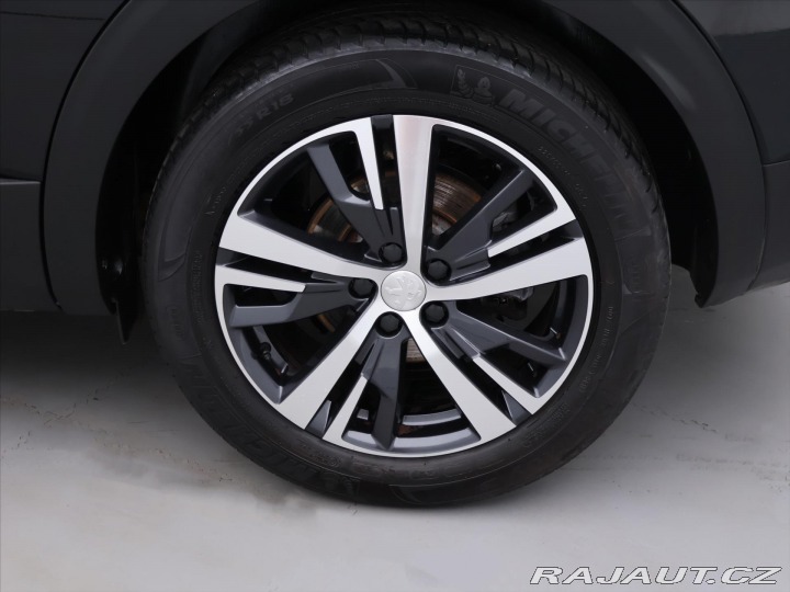 Peugeot 3008 1,2 PT 96kW CZ Allure 1Ma 2017