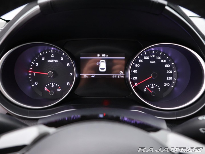 Kia Ceed 1,5 T-GDI 117kW TOP DPH C 2022